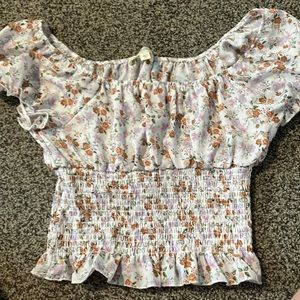Super cute flower top
